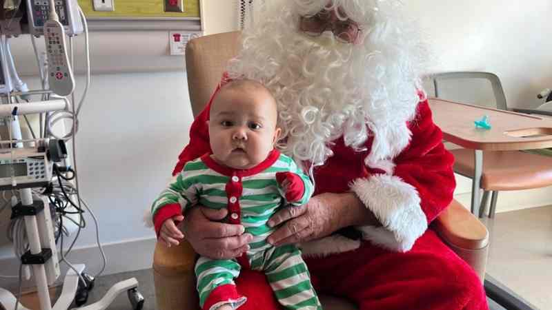 Angels Baseball players make a short stop to MemorialCare Miller Children's  & Women's Hospital Long Beach • Pacific Community Media Advertising